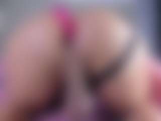 khloe queen's Live Sex Cam Show