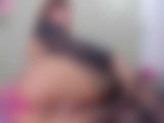 khloe queen's Live Sex Cam Show