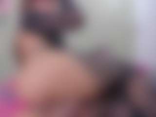 khloe queen's Live Sex Cam Show