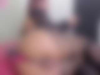 khloe queen's Live Sex Cam Show