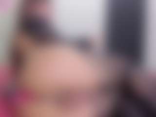 khloe queen's Live Sex Cam Show