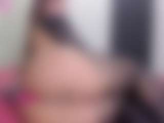 khloe queen's Live Sex Cam Show