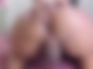 khloe queen's Live Sex Cam Show
