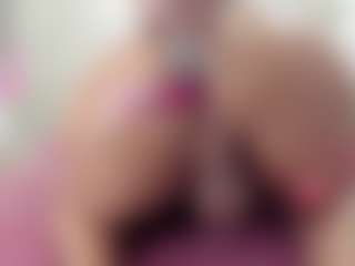 khloe queen's Live Sex Cam Show