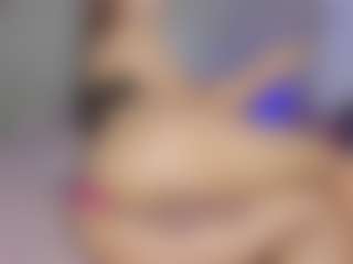 khloe queen's Live Sex Cam Show