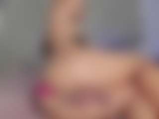 Live cam show with khloe queen - White on Camsoda | colombia