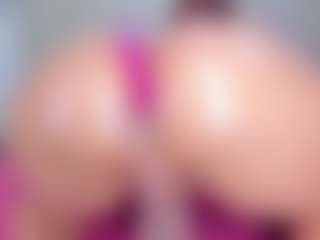 khloe queen's Live Sex Cam Show