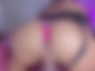 khloe queen's Live Sex Cam Show