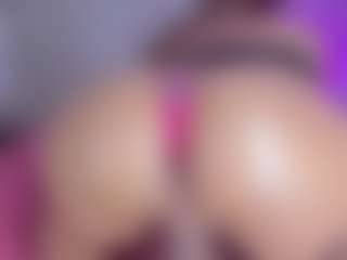 khloe queen's Live Sex Cam Show