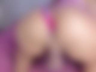 Live cam show with khloe queen - HD on CamClone