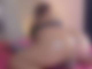 Live cam show with khloe queen - Black Hair on SpunkLive