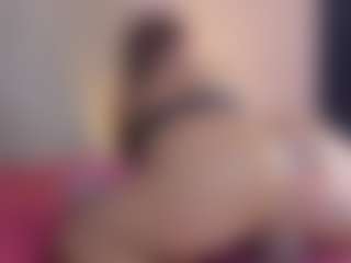 Live cam show with khloe queen - White on SpunkLive | colombia