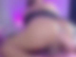khloe queen's Live Sex Cam Show