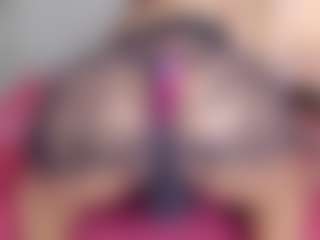 khloe queen's Live Sex Cam Show