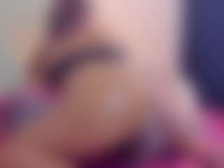 khloe queen's Live Sex Cam Show