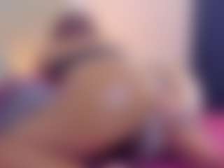 khloe queen's Live Sex Cam Show