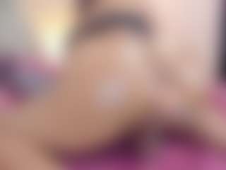Live cam show with khloe queen - Brown Eyes on Camsoda