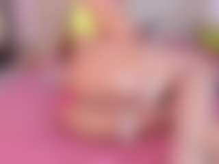 Live cam show with khloe queen - Big Cock on Camsoda
