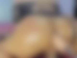 khloe queen's Live Sex Cam Show