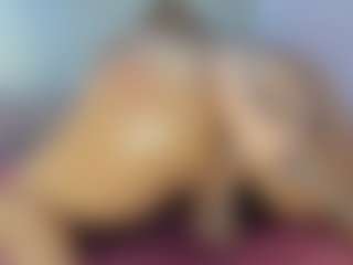 Live cam show with khloe queen - Chubby on StripNow