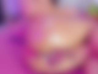 Live cam show with khloe queen - Spanish on Camsoda | colombia