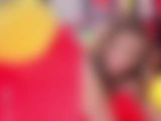 Theresa MILF webcam performer live streaming