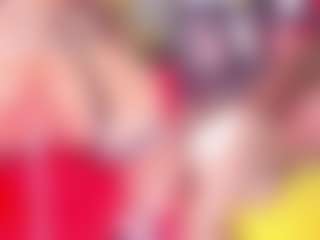 Theresa MILF webcam performer live streaming