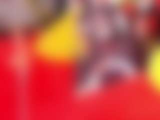 Live cam show with Theresa - Cum on crypto-cams
