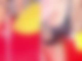 Live cam show with Theresa - Gamer Mature on Camming Site