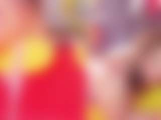 Live cam show with Theresa - Big Tits on TeamSkeetLive