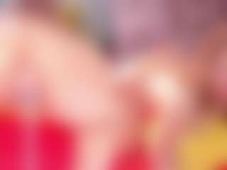 Live cam show with Theresa - Striptease MILF on slutload