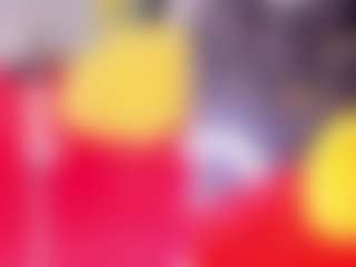 Theresa MILF webcam performer live streaming