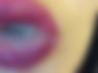 Live cam show with antomouthparadise - Green Eyes on sexytreat.net