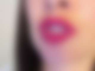 Live cam show with antomouthparadise - Lesbian on friskycurves.com