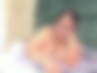 Live cam show with chloee-jackson - Ass Clapping on AdultVida.com