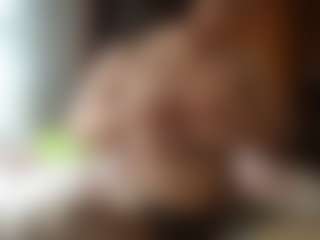 Live cam show with cocosofo - Brown Eyes on camgirlchat.live