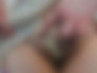 Live cam show with elliecoy - BBW on testsause.com