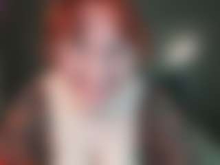 Live cam show with elliecoy - BBW on Camming Site