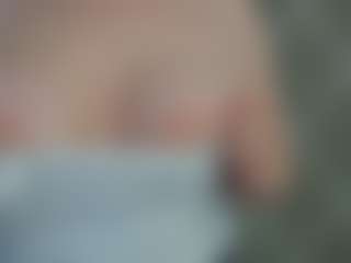 Live cam show with elliecoy - Red Hair on livesuperchat.net