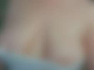 Live cam show with elliecoy - Body Massage on luckytryst.com