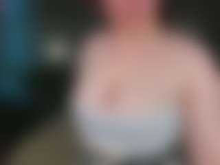 elliecoy's Live Sex Cam Show