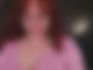 Live cam show with elliecoy - Red Hair on CamwithHer