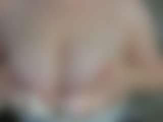 Live cam show with elliecoy - Striptease on Gym Cam Girls