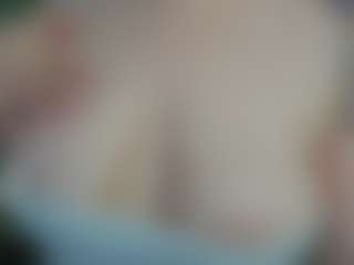 Live cam show with elliecoy - Red Hair Teen (18+) on Mixed Magazine Live