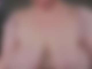 Live cam show with elliecoy - Brown Eyes Red Hair on SxyPornLive