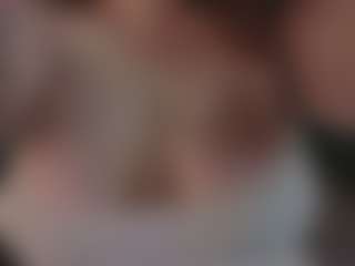 Live cam show with elliecoy - Striptease on Cam Slut