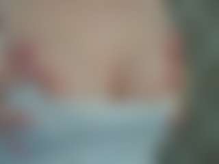 Live cam show with elliecoy - Upskirt on Fling VIP Chat