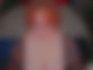 Live cam show with elliecoy - Upskirt on madthumbs