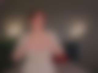 Live cam show with elliecoy - Red Hair on Camsoda
