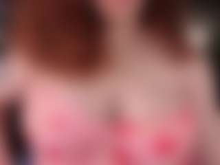 Live cam show with elliecoy - Red Hair on UwU Esports